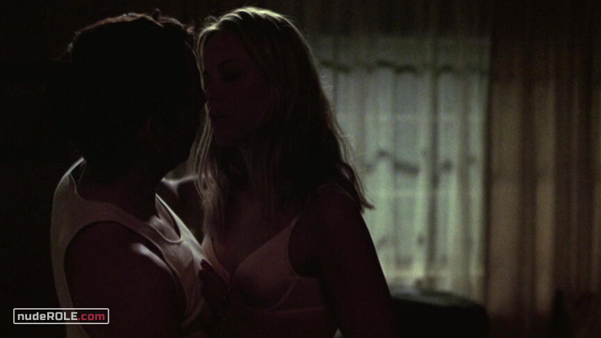 2. Kitty nude – Permanent Midnight (1998)