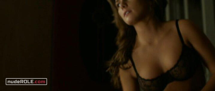 1. Alana sexy, Ellie sexy, Vera sexy, Chelsea sexy – That Awkward Moment (2014)