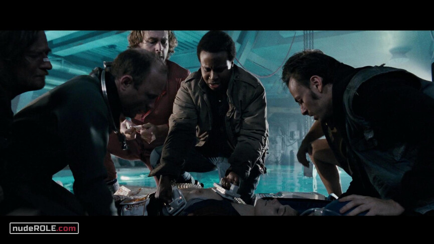 3. Lindsey Brigman44 nude – The Abyss (1989)