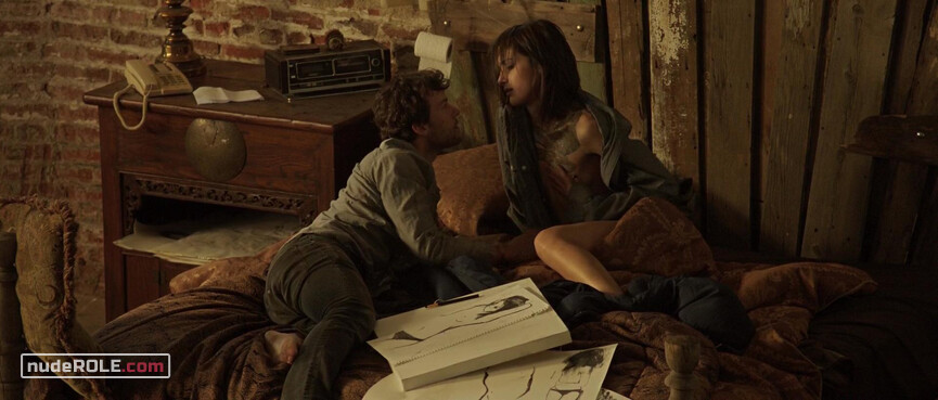 2. Fran nude – Dark Hearts (2012)