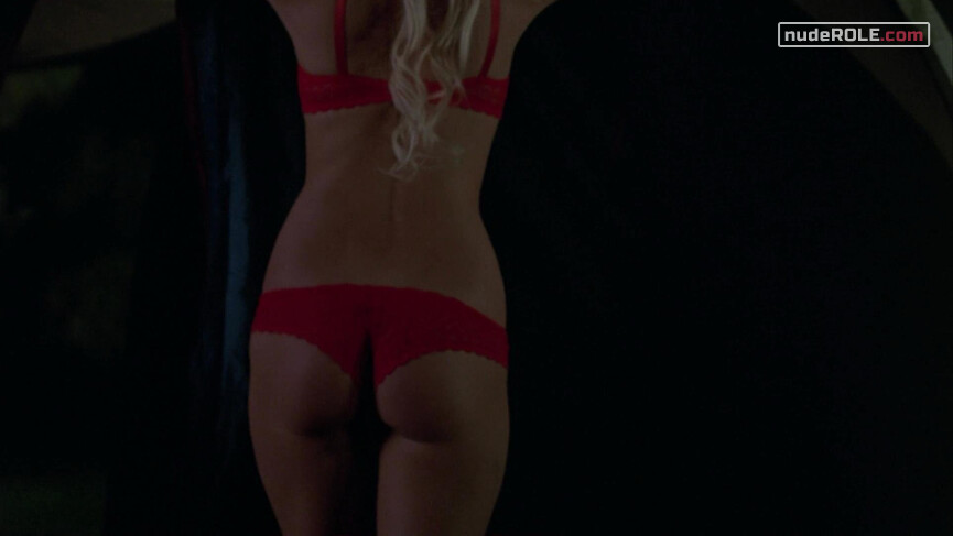 3. Paige sexy – House of Wax (2005)