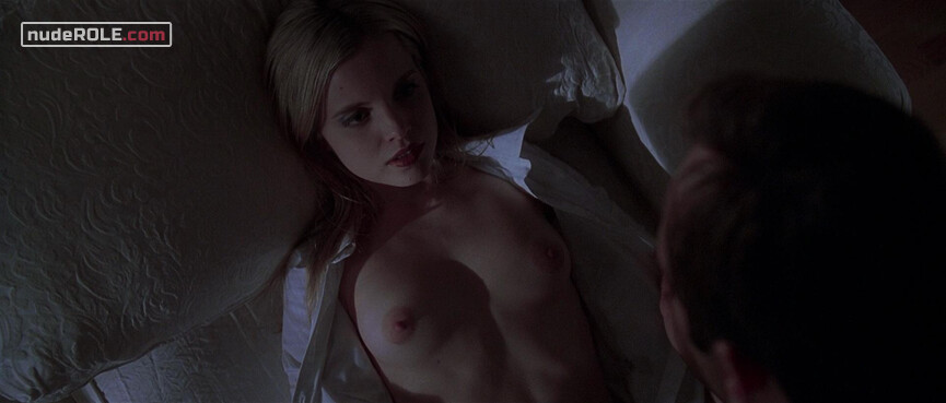 1. Angela Hayes nude – American Beauty (1999)