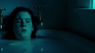 Pauline nude, Juliet nude – Heavenly Creatures (1994)