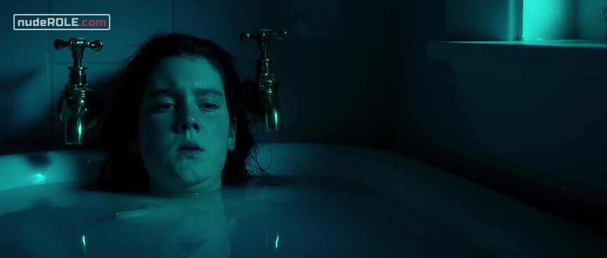 1. Pauline nude, Juliet nude – Heavenly Creatures (1994)
