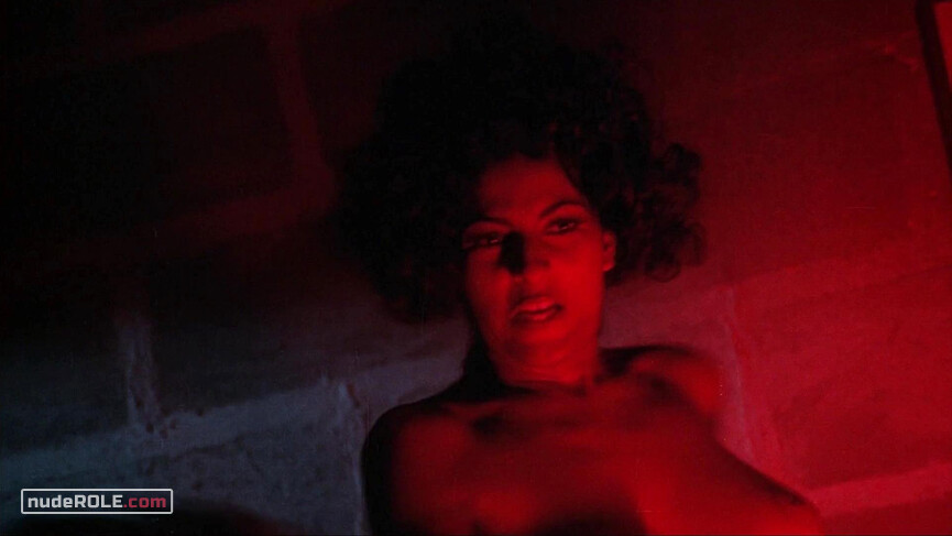 2. Alabama nude – Women in Cages (1971)