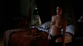 Beatrice nude – B. Monkey (1998)