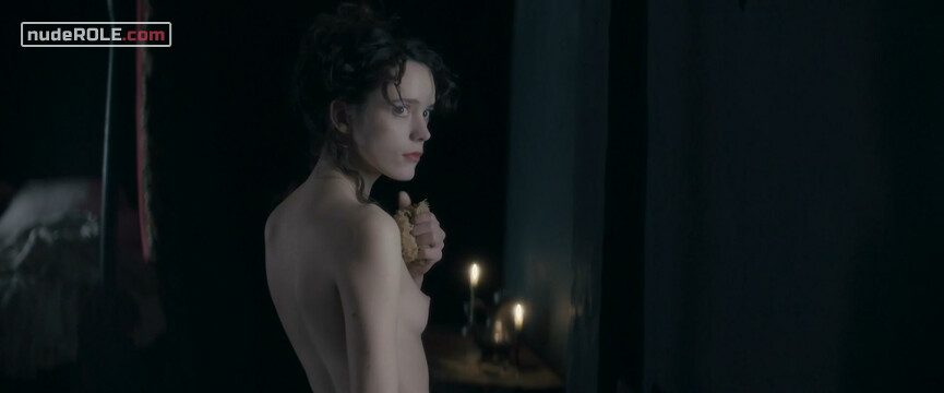 16. Marianne de Charpillon nude – Casanova, Last Love (2019)
