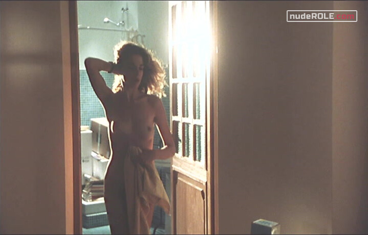 11. Michela nude – Il gioco (2001)