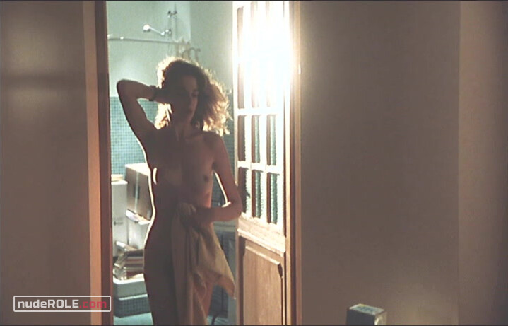 11. Michela nude – Il gioco (2001)