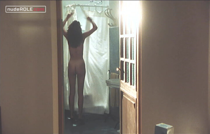 7. Michela nude – Il gioco (2001)