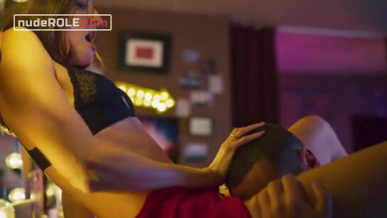 7. Macarena Medina sexy – Toy Boy s01e02 (2019)