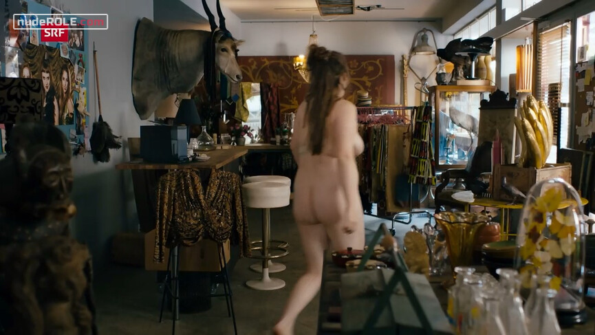2. Vera Fluck, Olga nude – Monogamish s02e01e07 (2019)