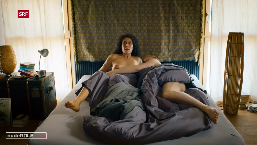 17. Elena nude – Monogamish s02e03-08 (2019)