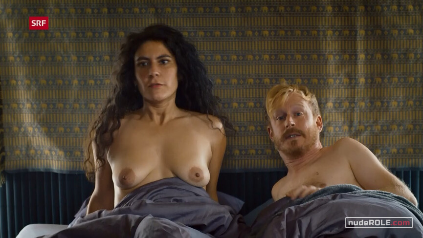 18. Elena nude – Monogamish s02e03-08 (2019)