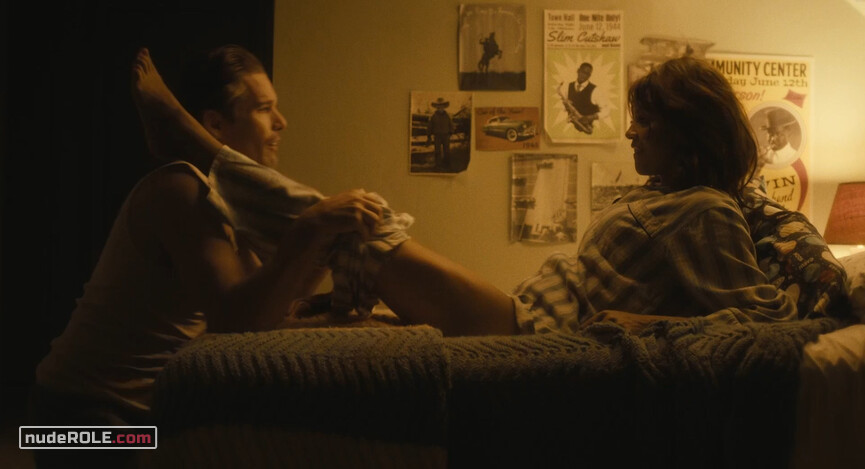 4. Jane, Elaine sexy – Born to Be Blue (2015)