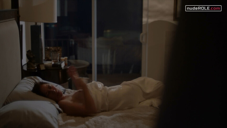 3. Helen Solloway nude – The Affair s05e01 (2019)