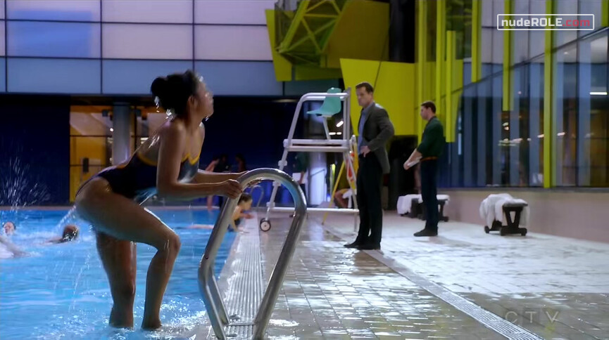 2. Alex Parrish sexy – Quantico s01e01, e03, e05, e06, e11 (2015)
