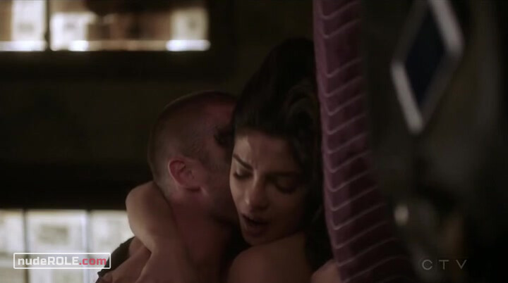 1. Alex Parrish sexy – Quantico s02e02, e09, e18 (2016)