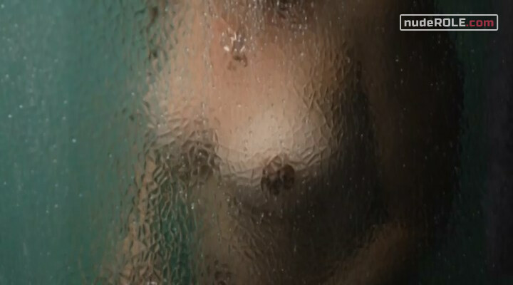 2. Sanne nude – Boy (2011)