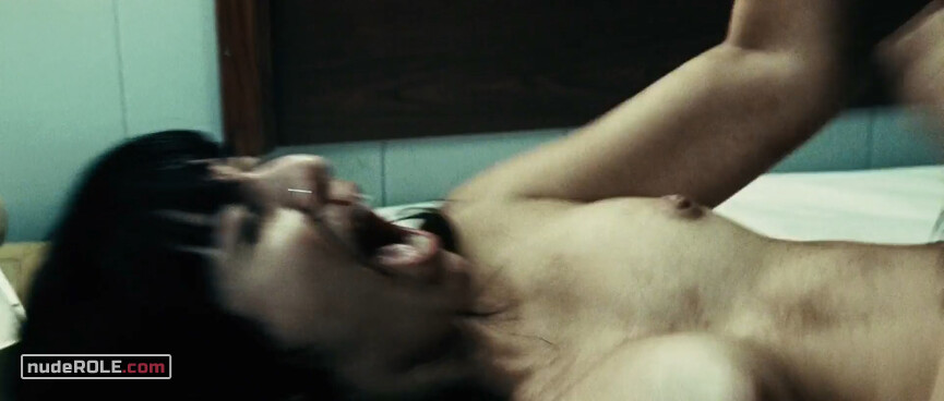 9. Zahra Baraheri nude – Crossing Over (2009)