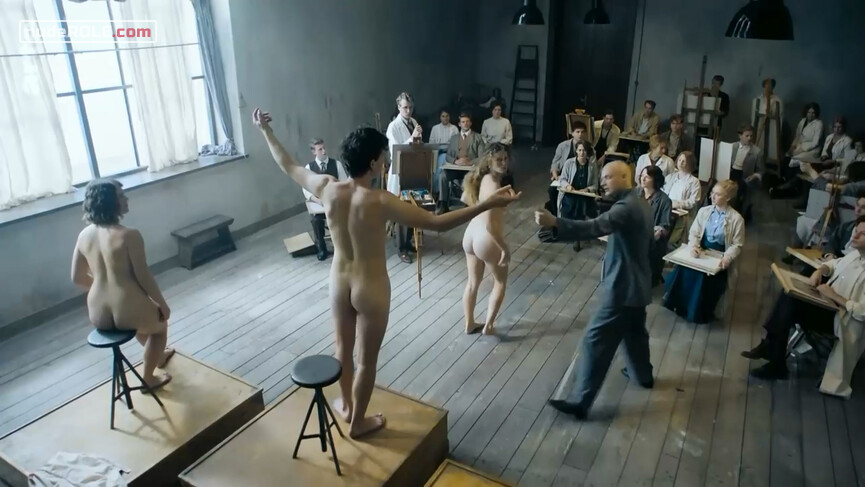 7. Gunta Stölzl nude – Bauhaus: A New Era s01e01 (2019)