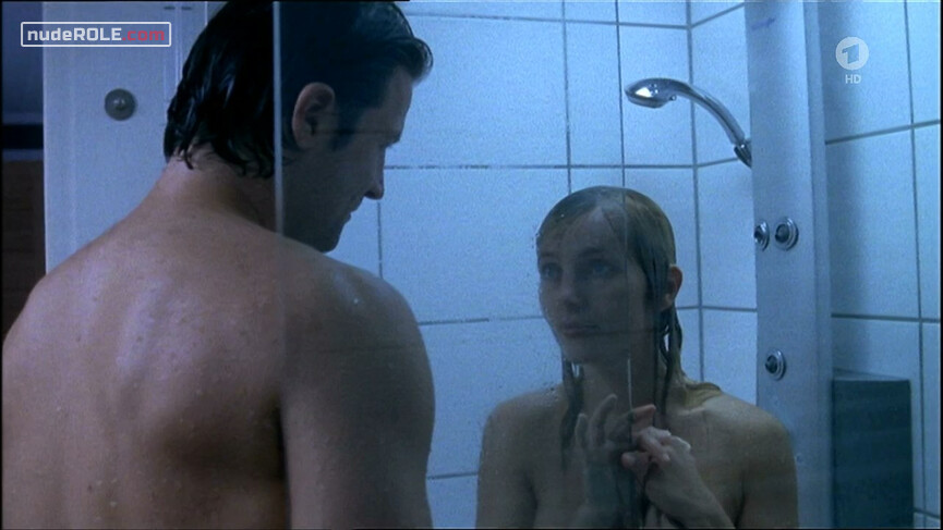 9. Juliane Meybach nude – Dornröschen erwacht (2005)