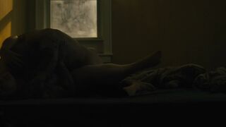 Julie Price sexy – Skin (2018)
