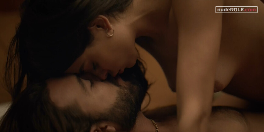 12. Amelia nude – Yankee s01e18,e23 (2019)