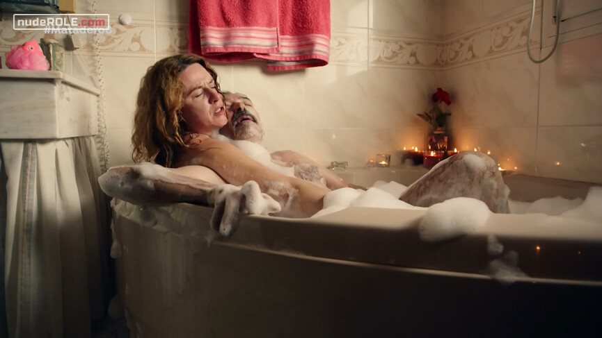 5. Almudena Jimenez sexy – Matadero s01e08-09 (2019)