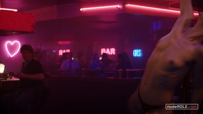 2. Lori Madison nude – The Deuce s03e07 (2019)