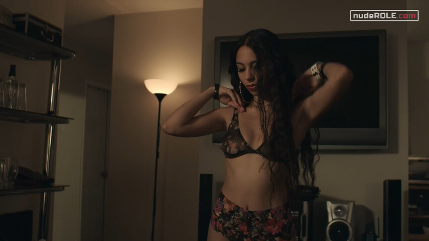 10. Malea nude – Get Shorty s03e02 (2019)
