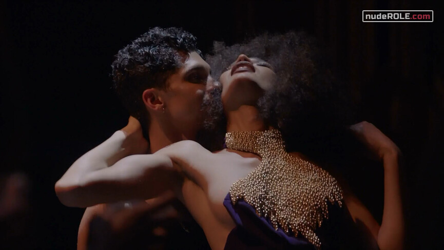 11. Angel sexy – Pose s02e07 (2019)