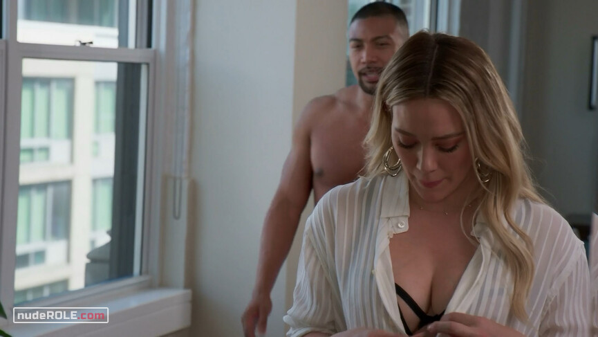 3. Kelsey Peters sexy – Younger s06e10 (2019)