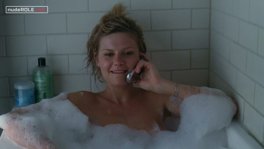 6. Claire Colburn sexy – Elizabethtown (2005)