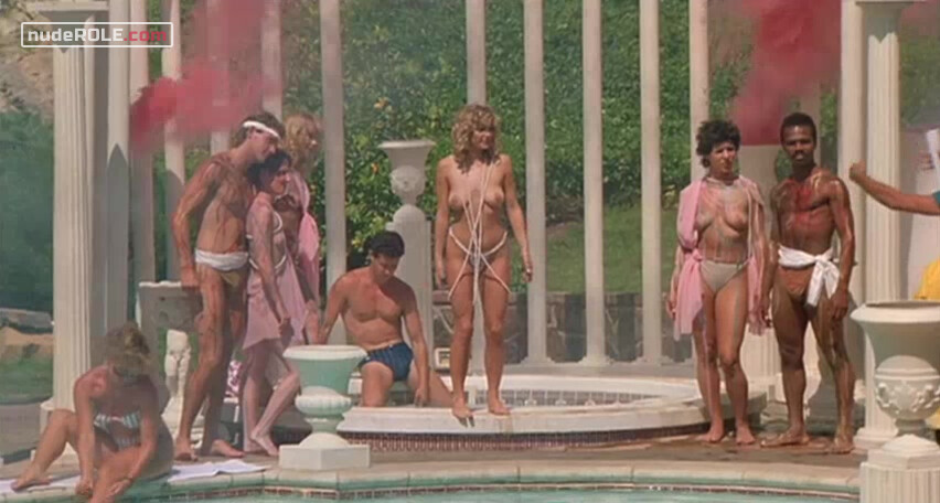 15. Bonnie nude, Debbie nude – Kidnapped (1986)