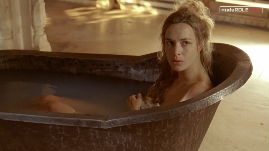 6. Celia Burroughs nude – Sharpe's Challenge (2006)