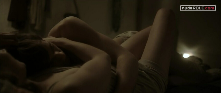 1. Lena sexy – Storm House (2011)