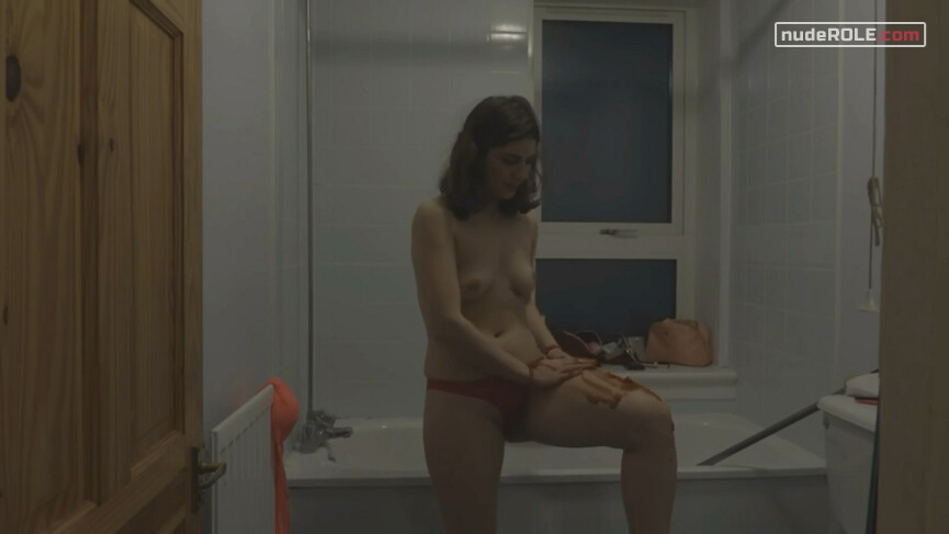 18. Elizabeth Tees nude – 24 Hours in My Council Flat (2017)