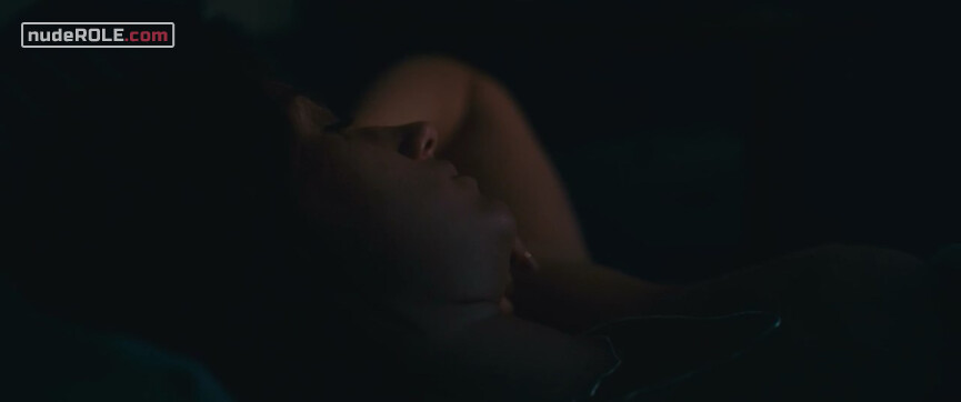 1. Anna nude – Petit A (2018)