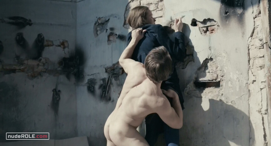 4. Erkel nude – Besy (2014)
