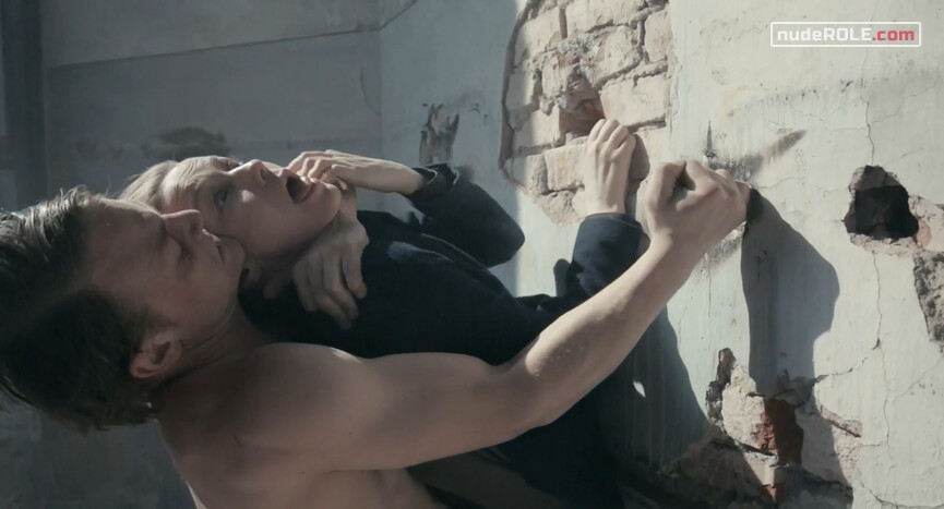 6. Erkel nude – Besy (2014)
