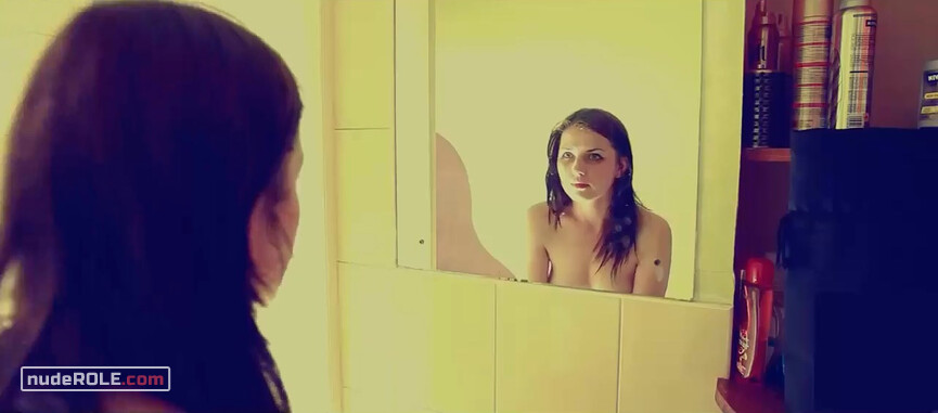 9. Diana nude – Klatka 44 (2012)