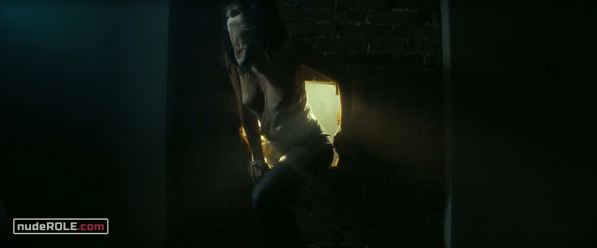 10. Goria nude – The Man with the Magic Box (2017)