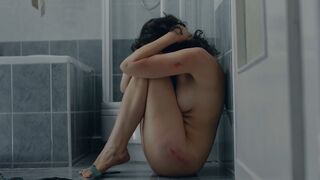 Magda nude – Playing Hard (2018)