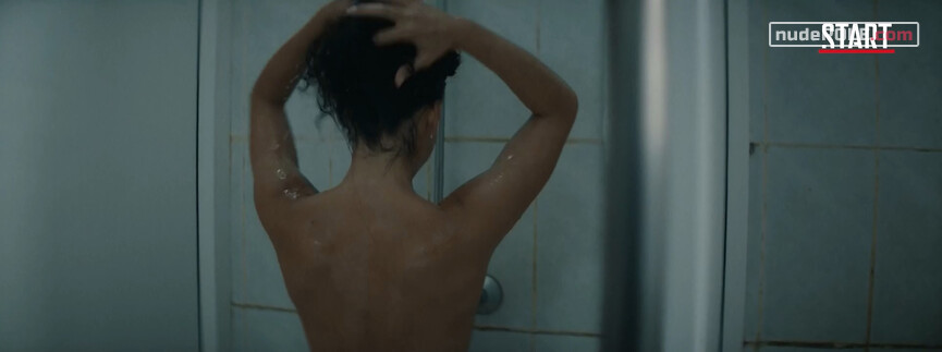 17. Izabel sexy – V kletke s01e02 (2019)