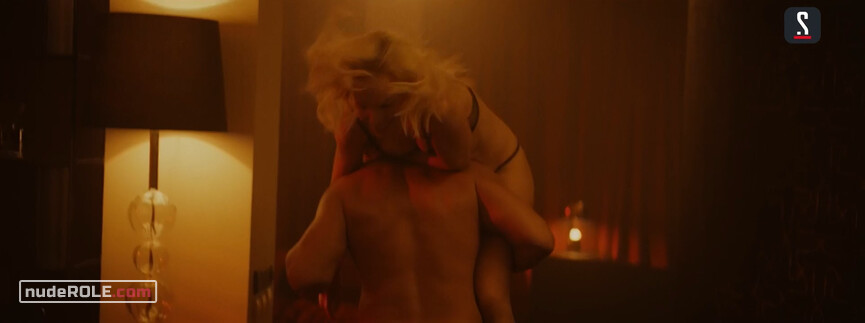 3. Vera sexy – V kletke s01e01 (2019)