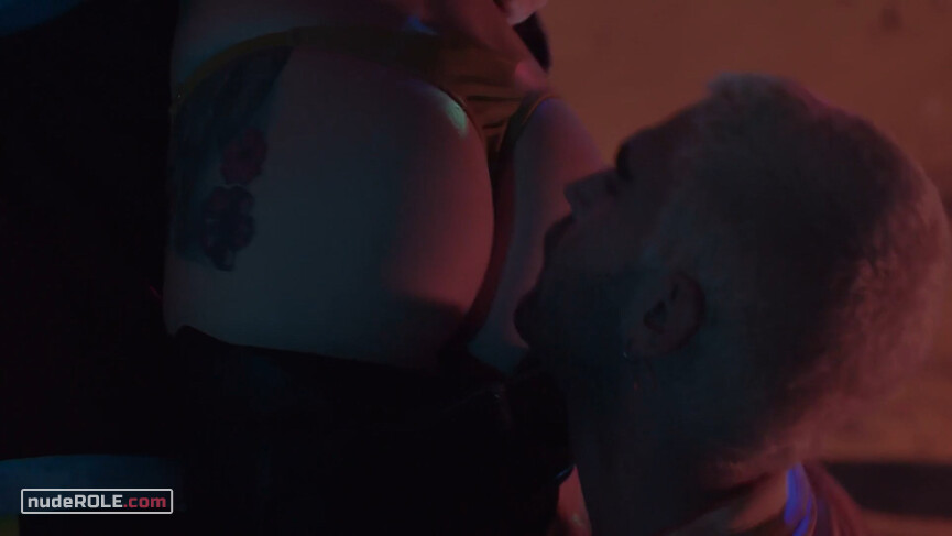 11. Karina nude – El marginal s03e04-05 (2019)