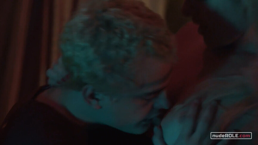13. Karina nude – El marginal s03e04-05 (2019)