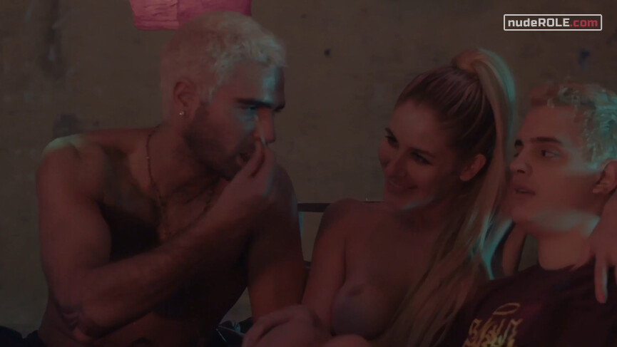 19. Karina nude – El marginal s03e04-05 (2019)