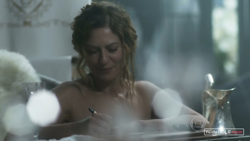 3. Cecília nude – Dangerous Liaisons s01 e03-06, e08, e10 (2016)